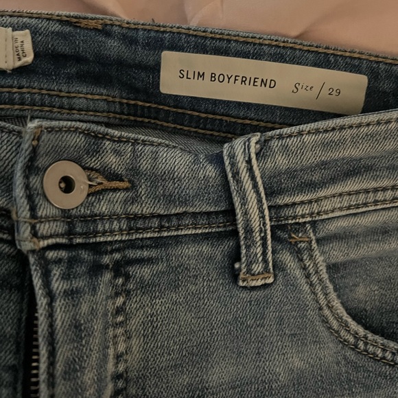 Distressed Pilcro jeans - Picture 2 of 2